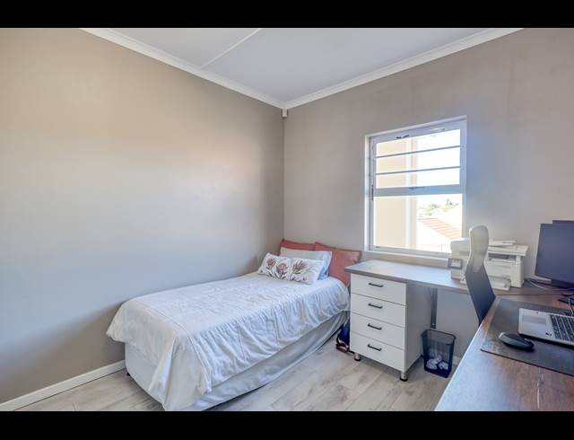 3 BEDROOM TOWNHOUSE FOR SALE IN BEACON BAY